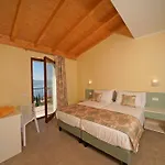 Apartamento Dany 2 Con Piscina